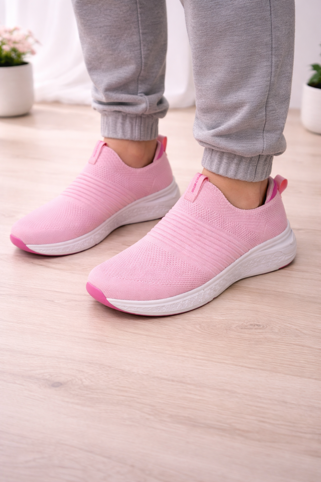 Skechers: Girls Pink