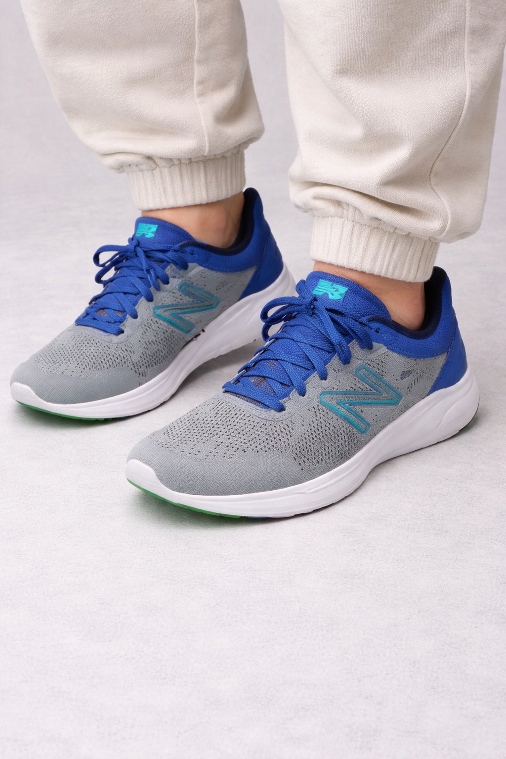 NB: Grey-Light Blue