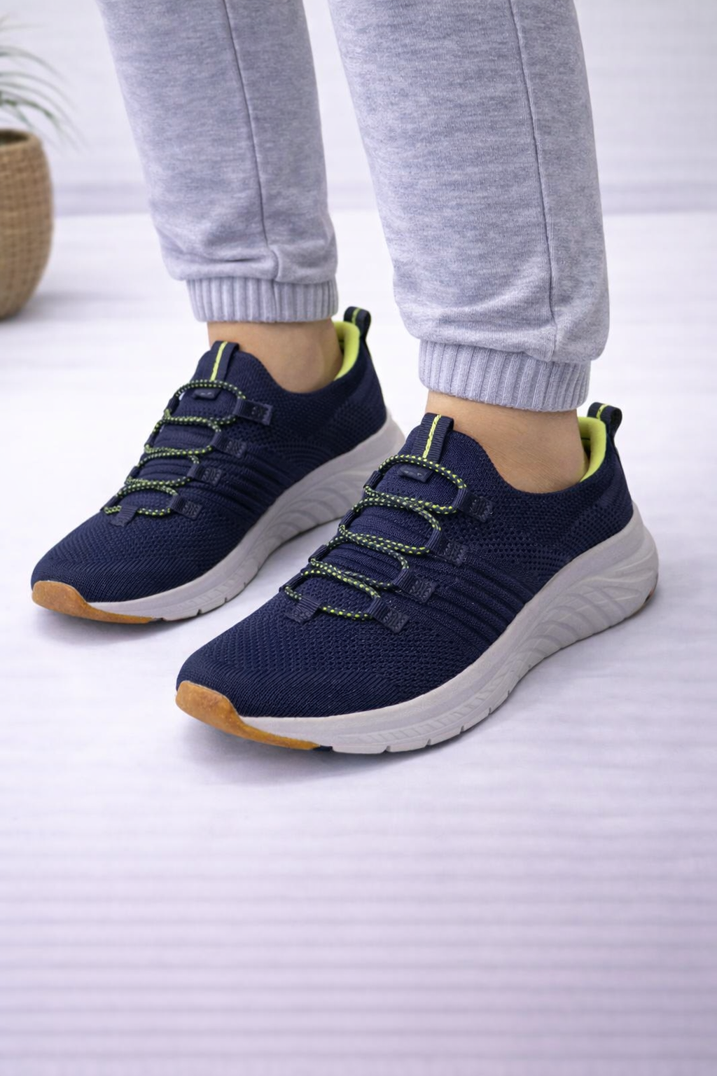 Skechers: Boys royal blue