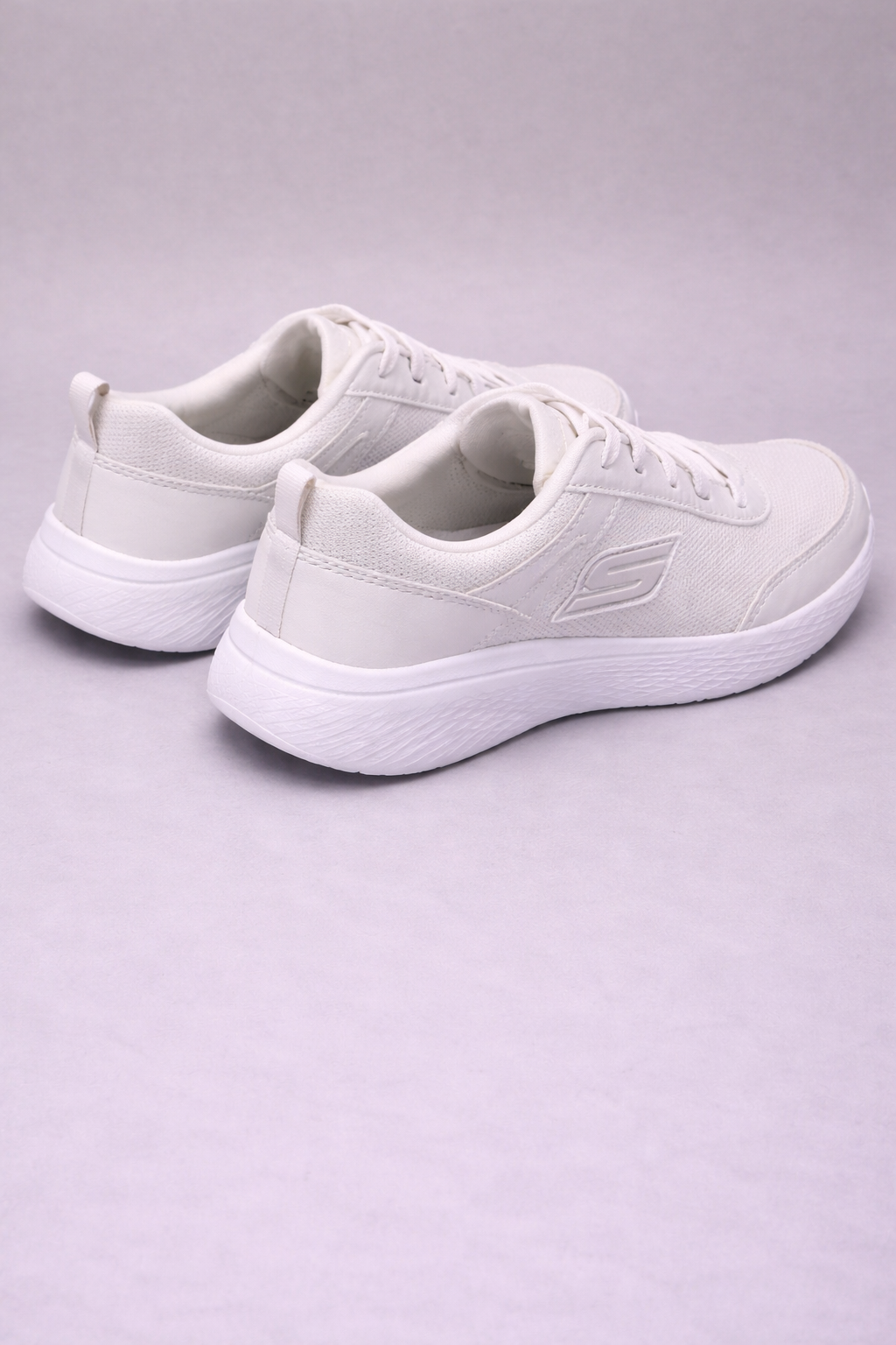 Skechers: Boys white