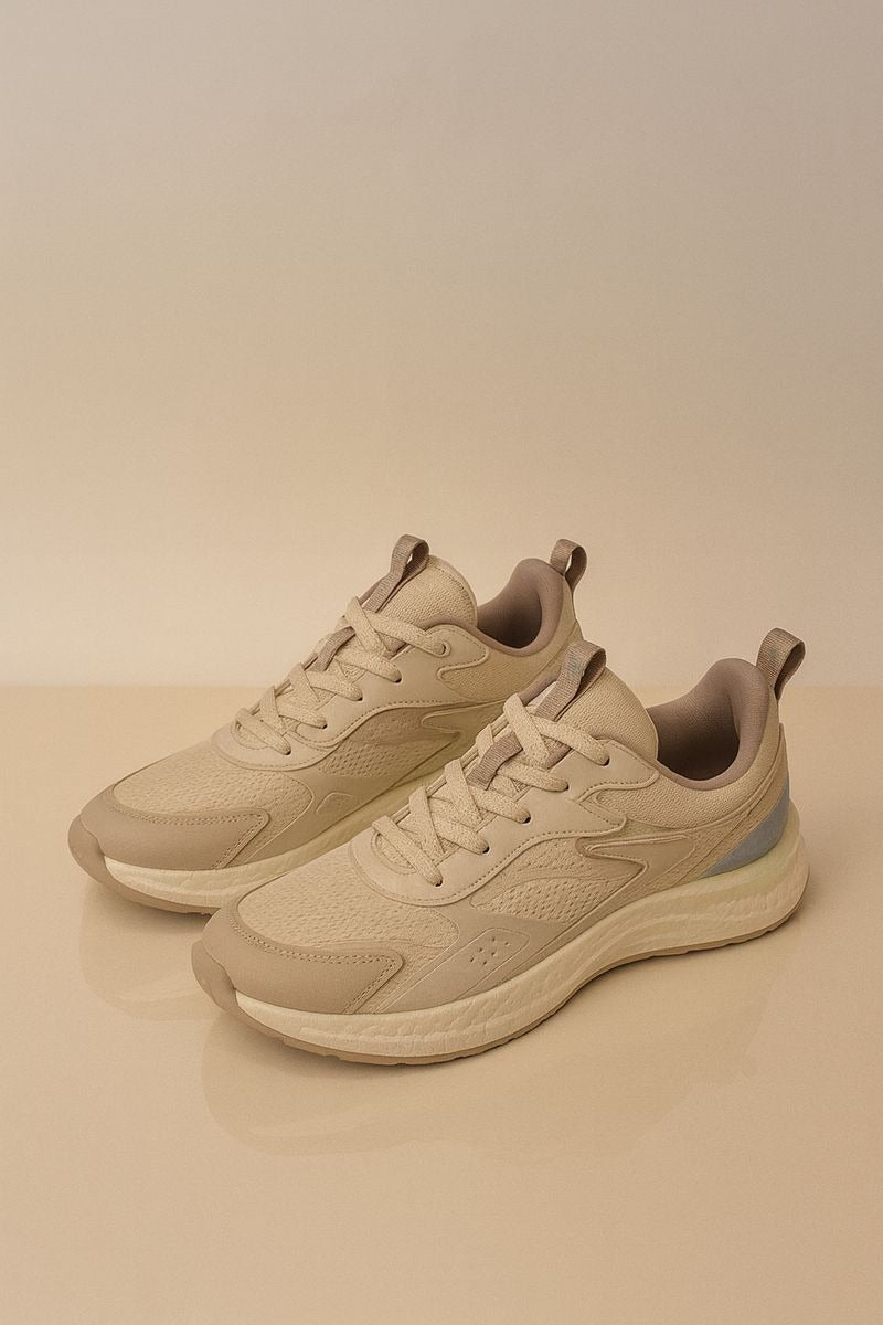 Xtep: Brownish beige