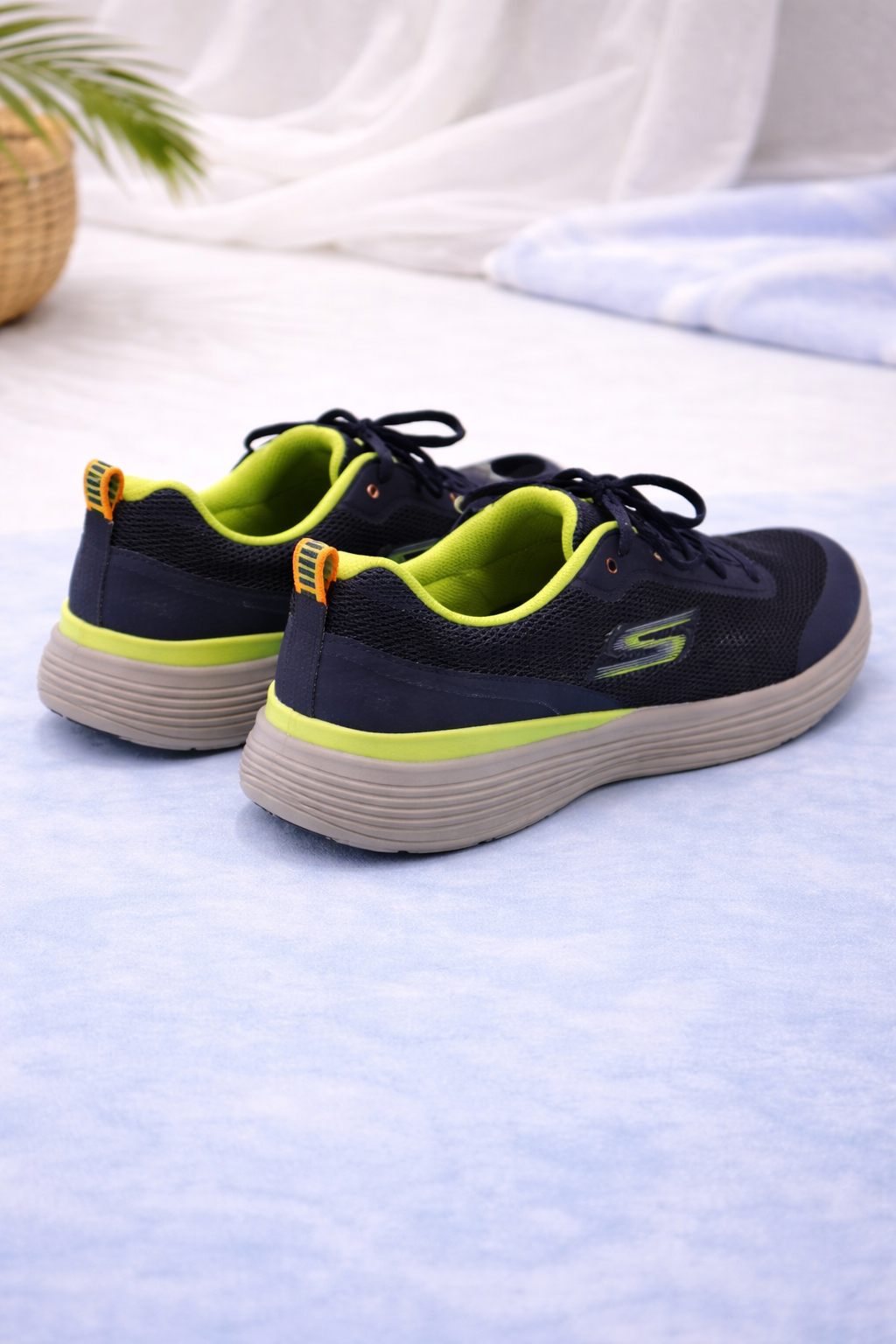 Skechers: Boys Neon blue