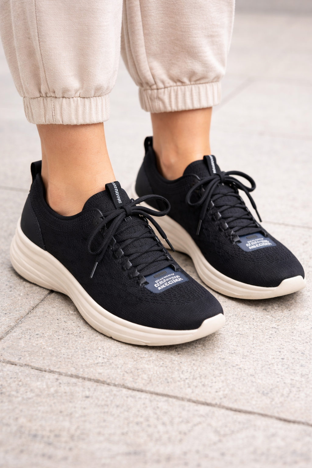 Skechers: Navy blue
