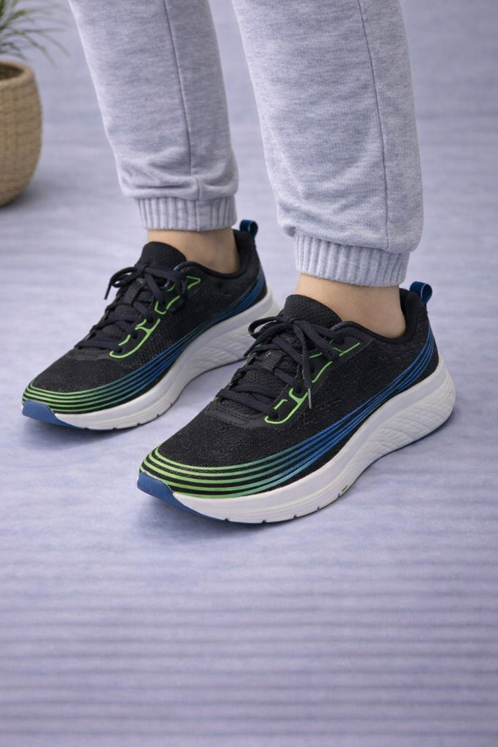 Skechers: Boys Green-black