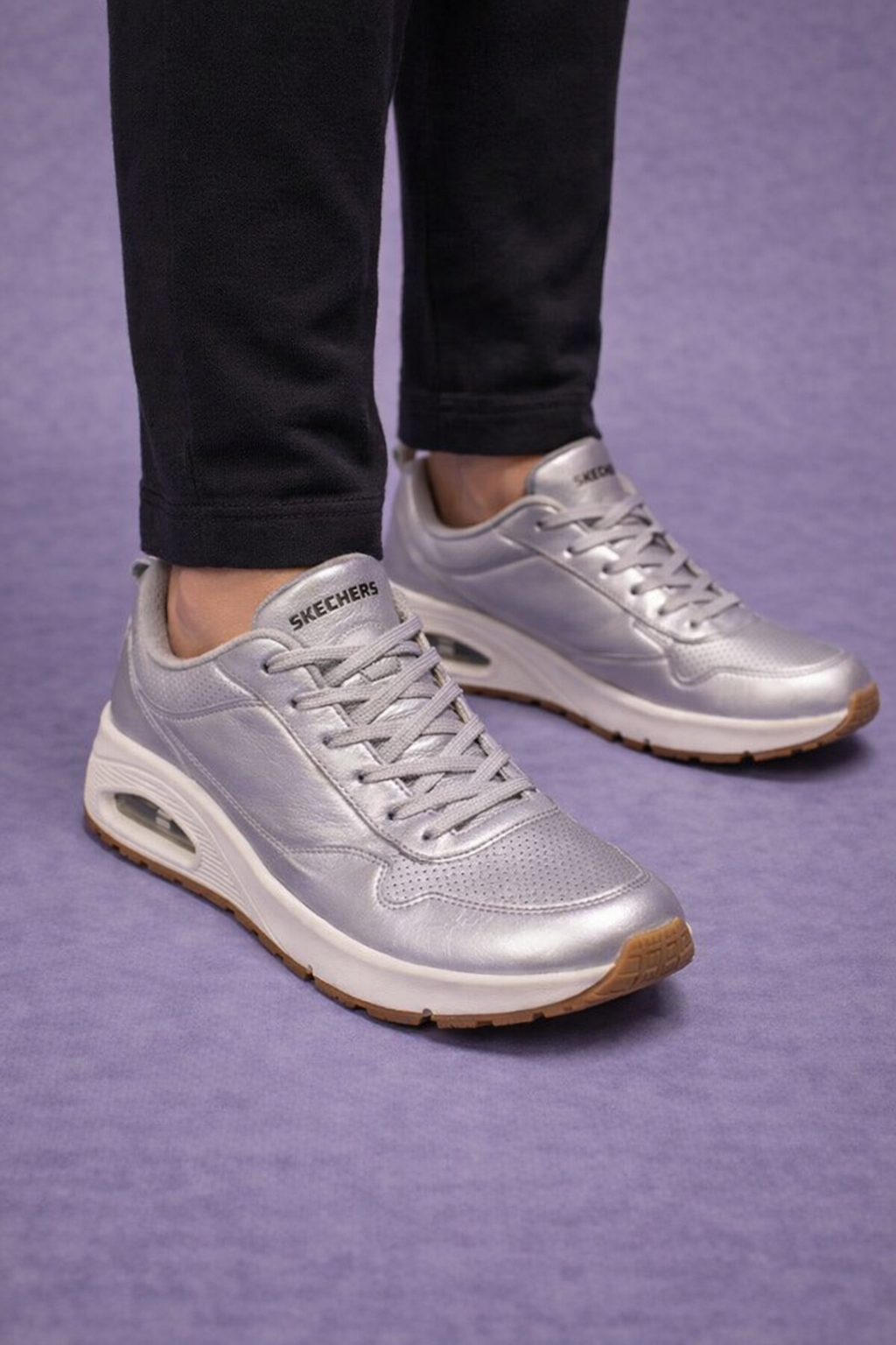 Skechers: Sleek silver
