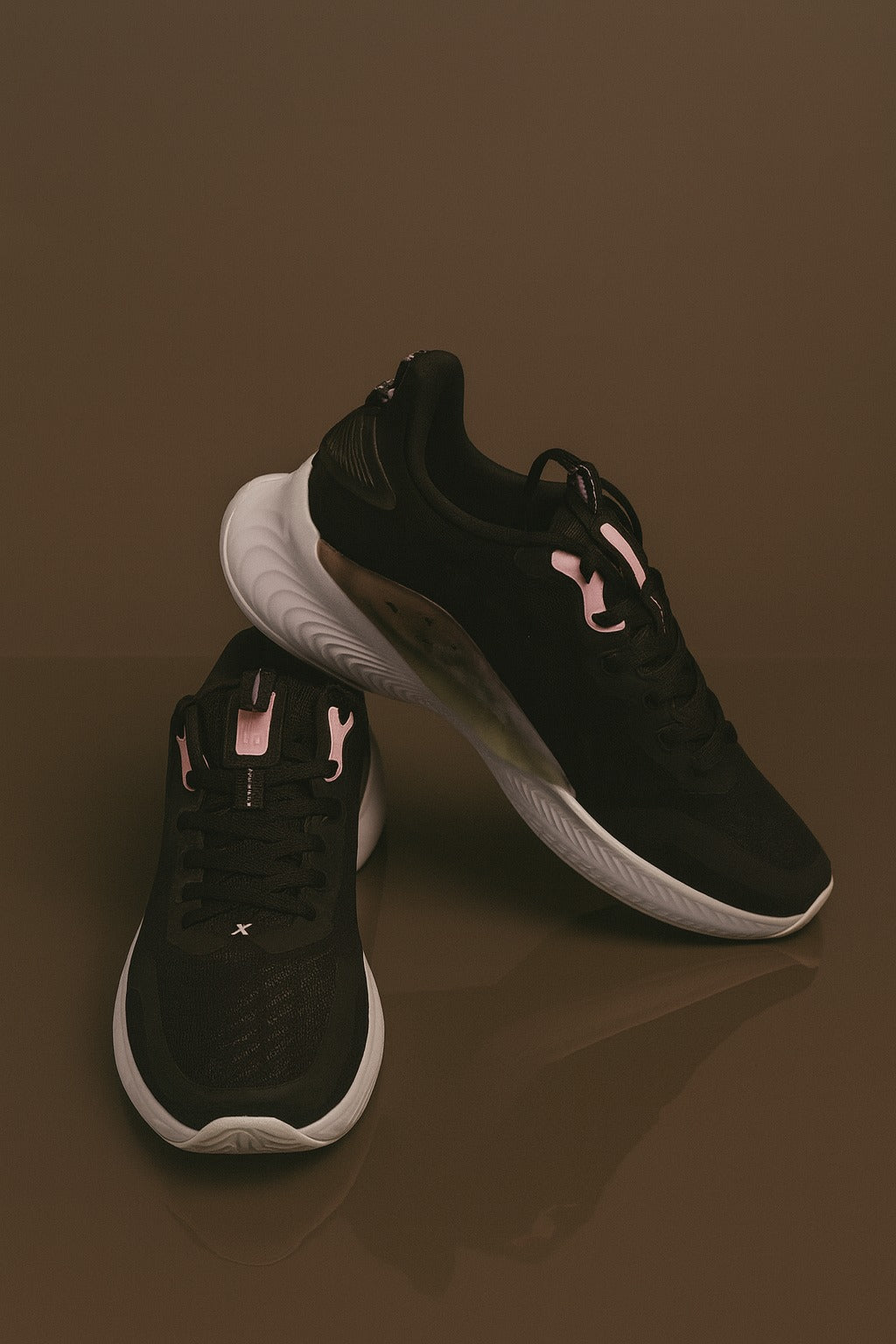 Nike : Vibe in black