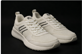 Xtep: golden white