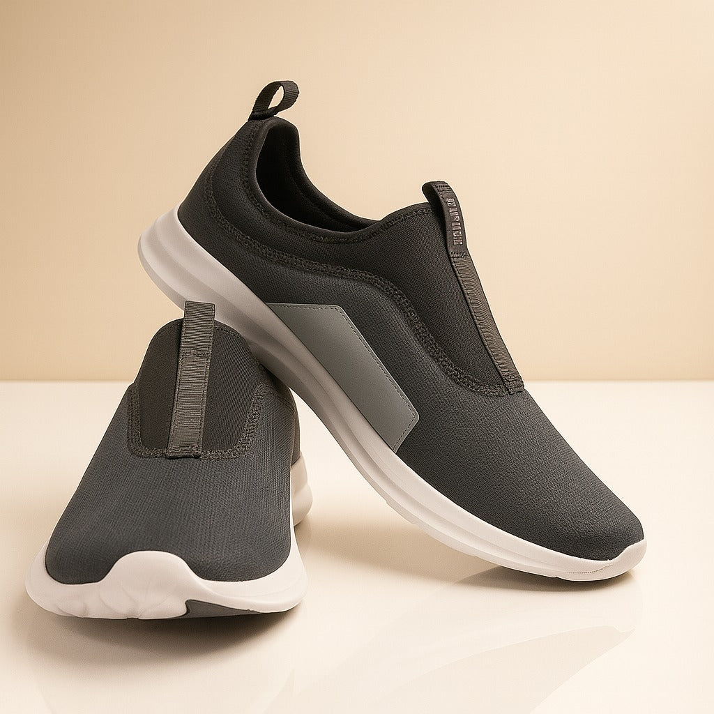 Puma: Grey Family