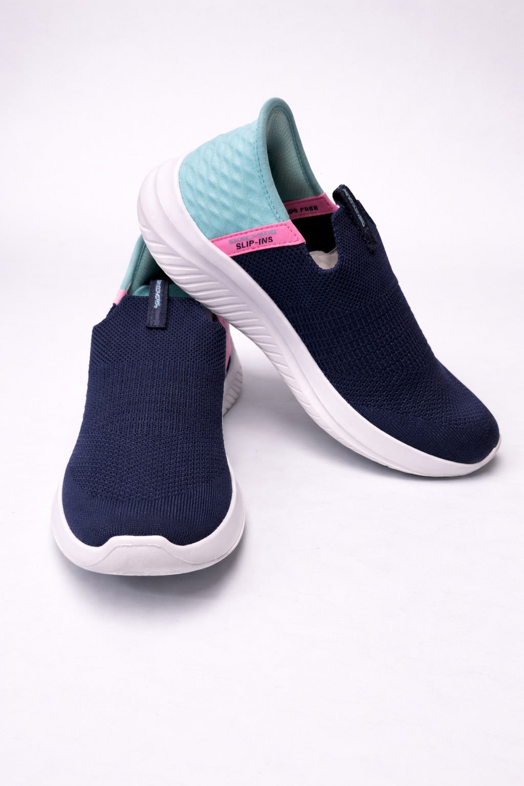 Skechers: Girls bright blue