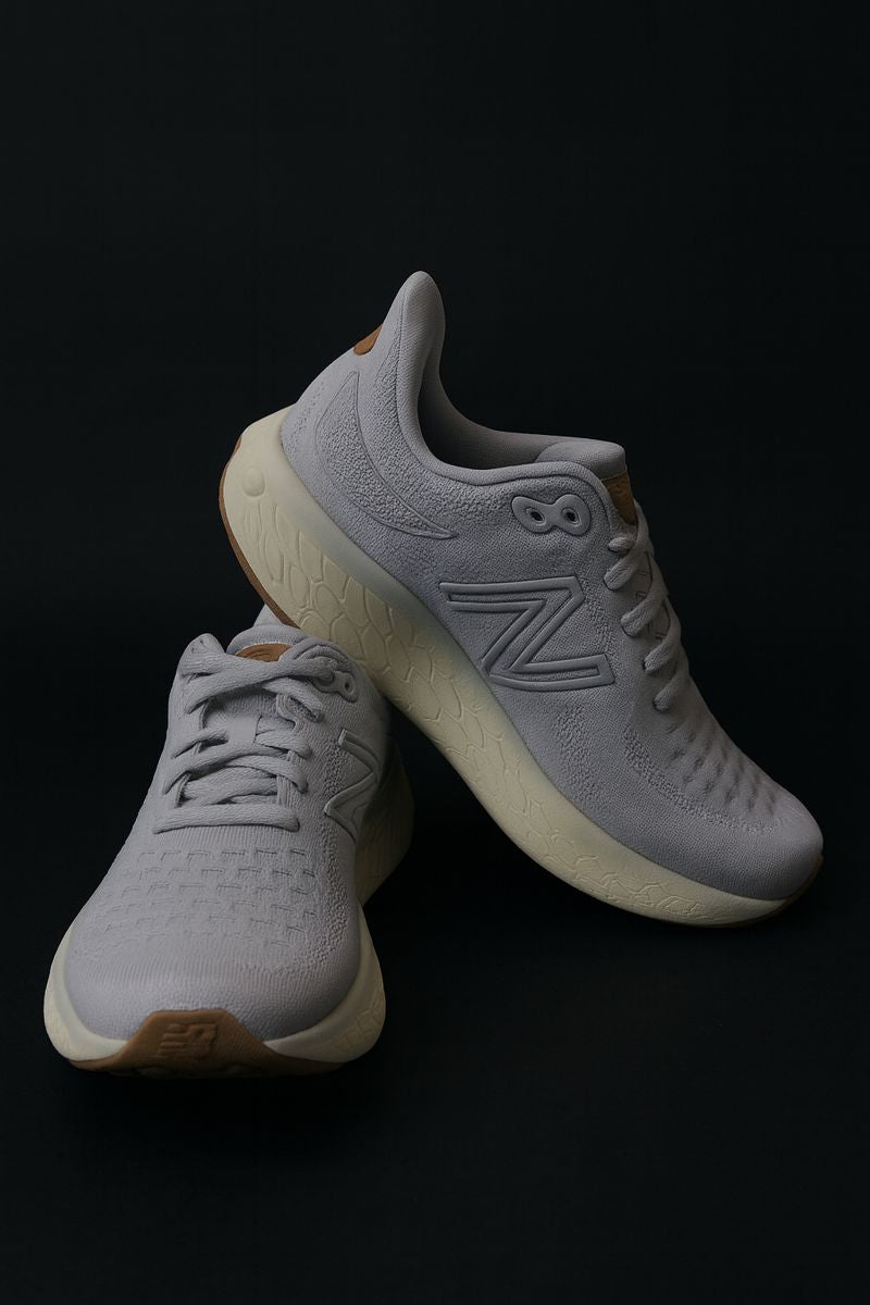 NB: Grey with white sole