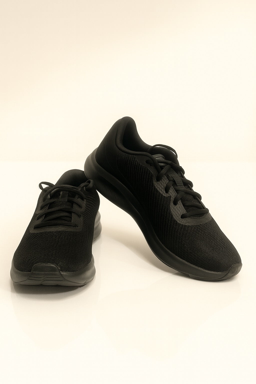 Armour : Black casuals