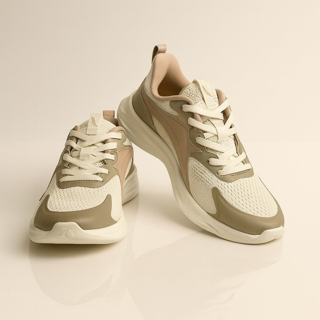 Xtep: Brown and Beige