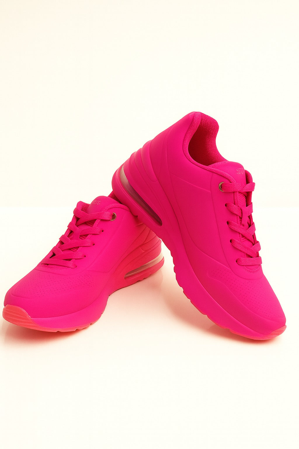Skechers: Dark pink