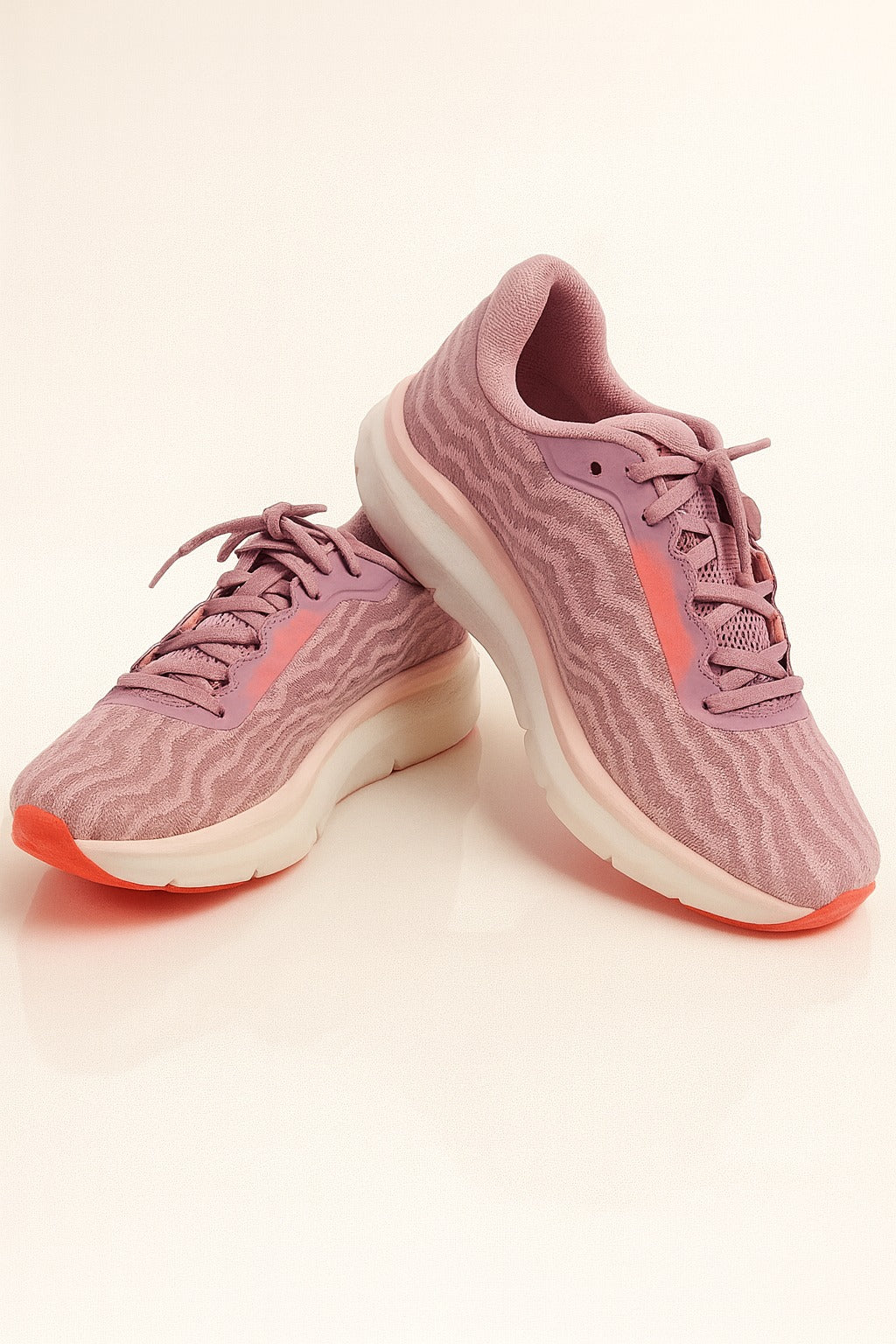 Skechers: Pink casuals