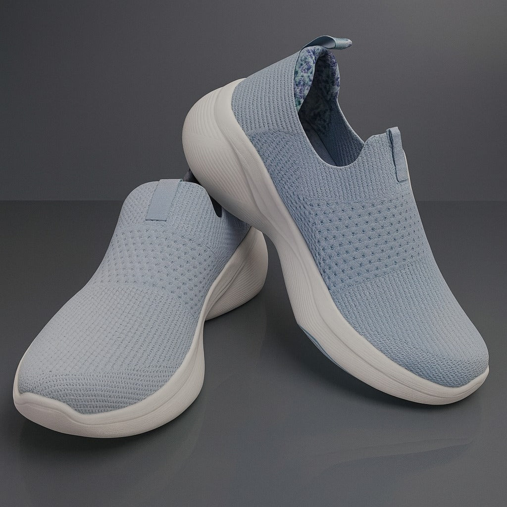 Skechers: Light blue