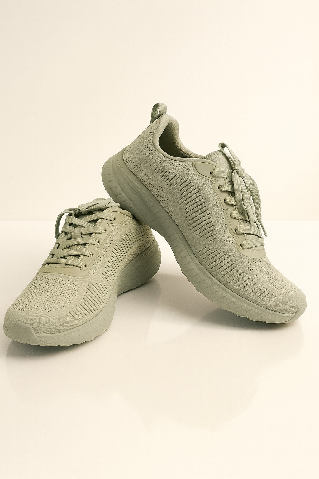 Skechers: greeny gray