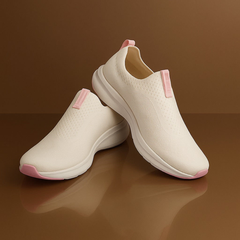 Skechers: Crystal white