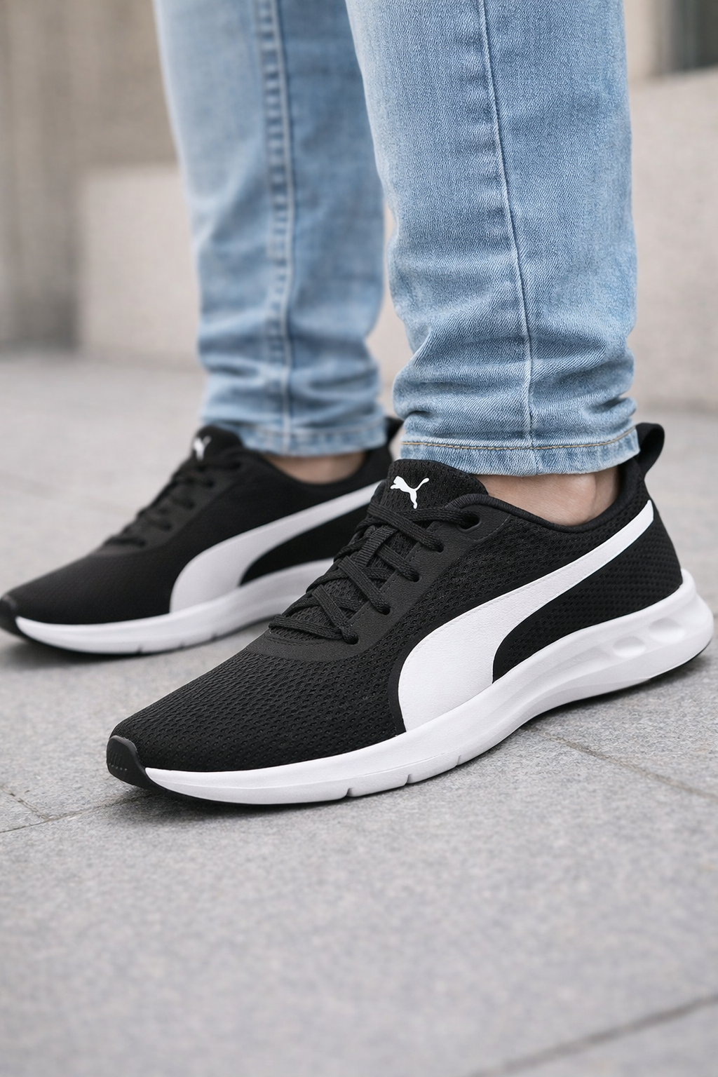 Puma: Classic Black