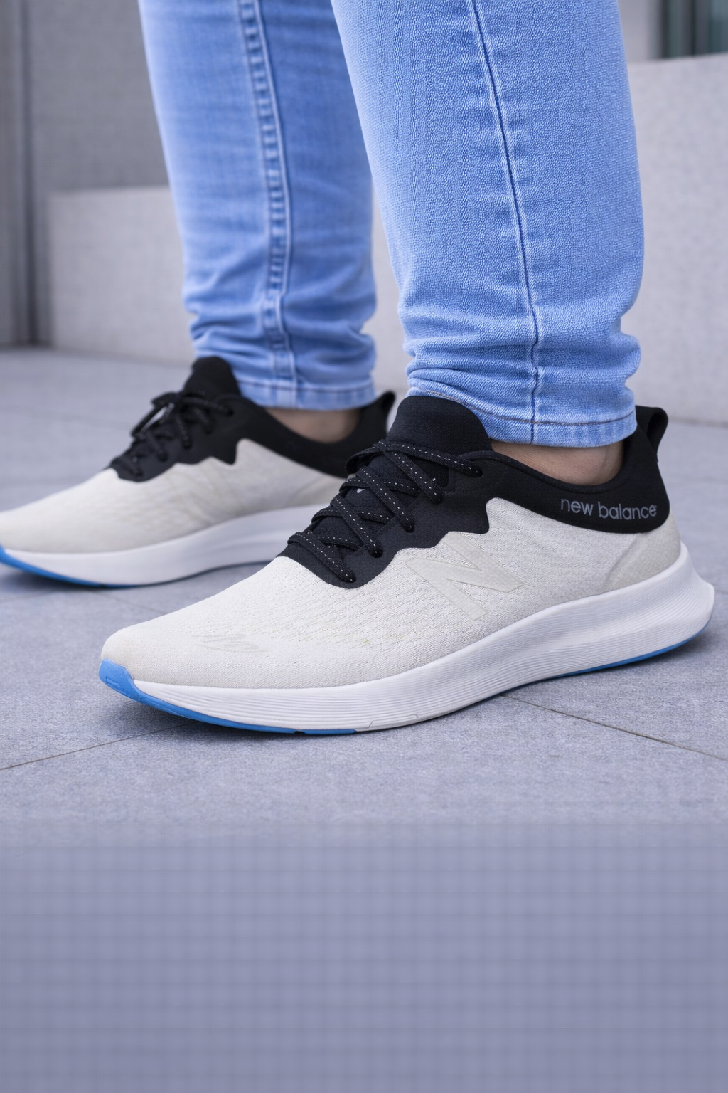 NB: White-Black