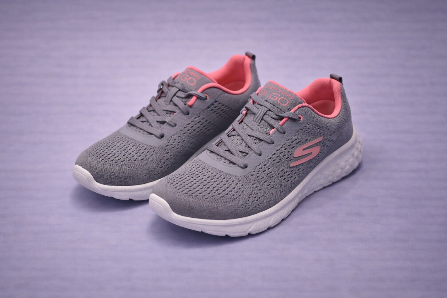Skechers: Grayishpink