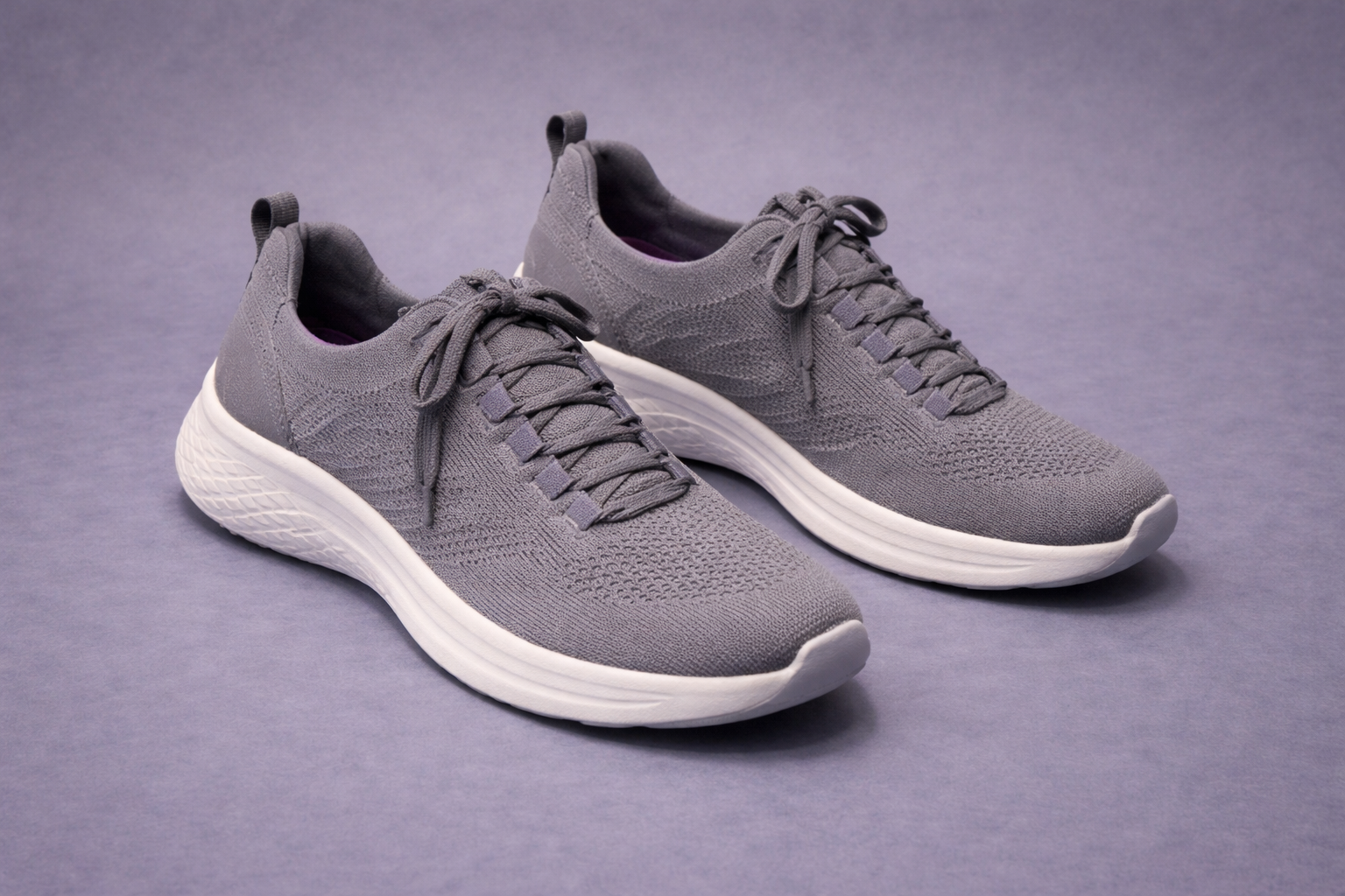 Skechers: Hot gray