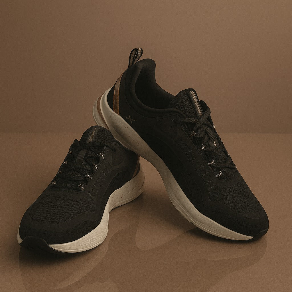 Xtep: Black-golden brown