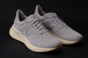 NB: Grey with white sole