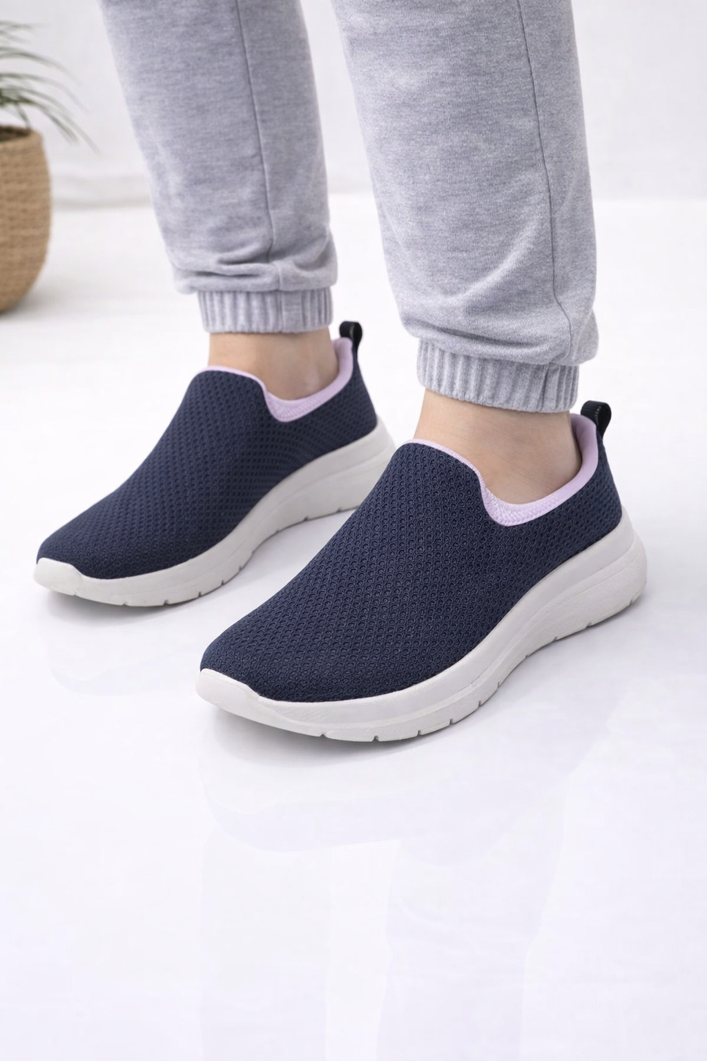 Skechers: Darkish blue