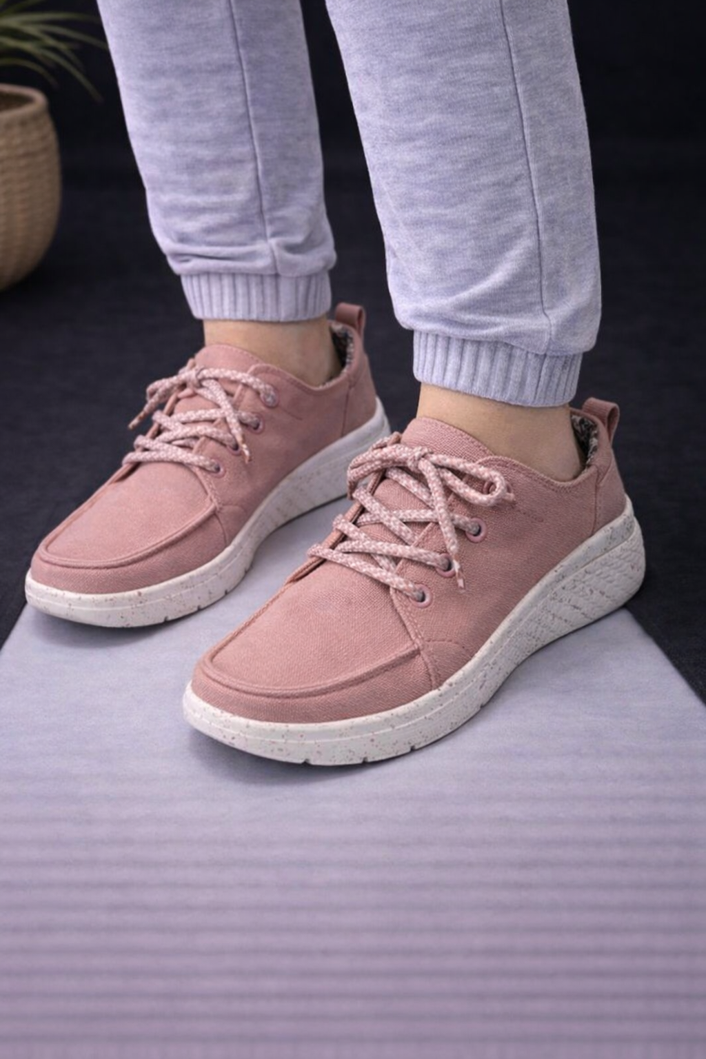 Skechers: Girls baby blush