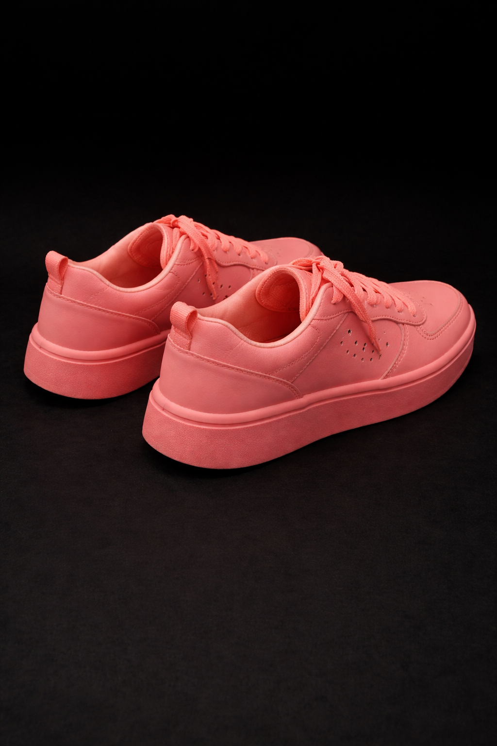 Skechers: Girls orange matte