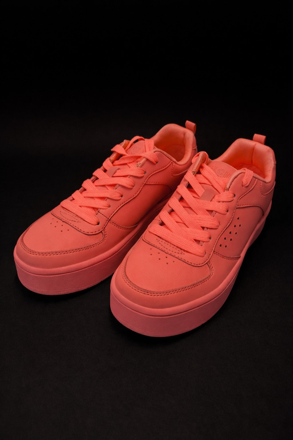 Skechers: Girls orange matte