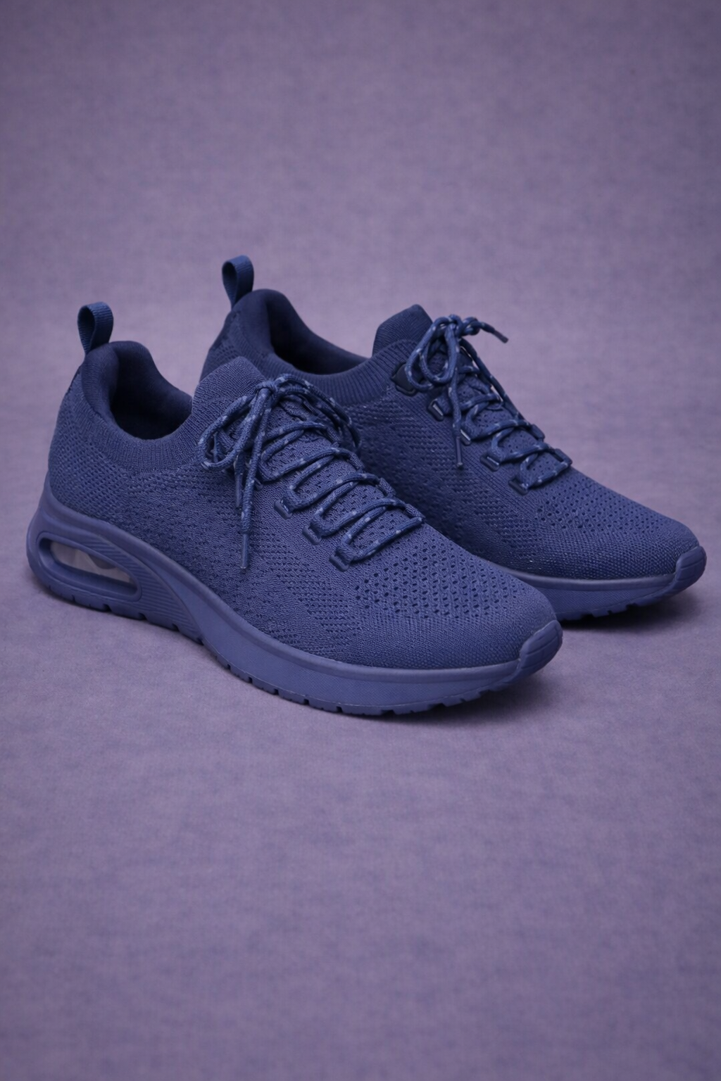 Skechers: Sporty blue