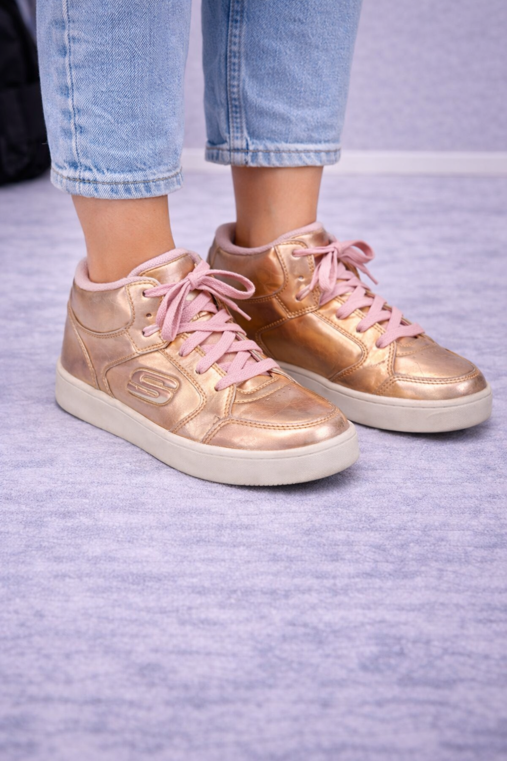 Skechers: Girls Golden bronze