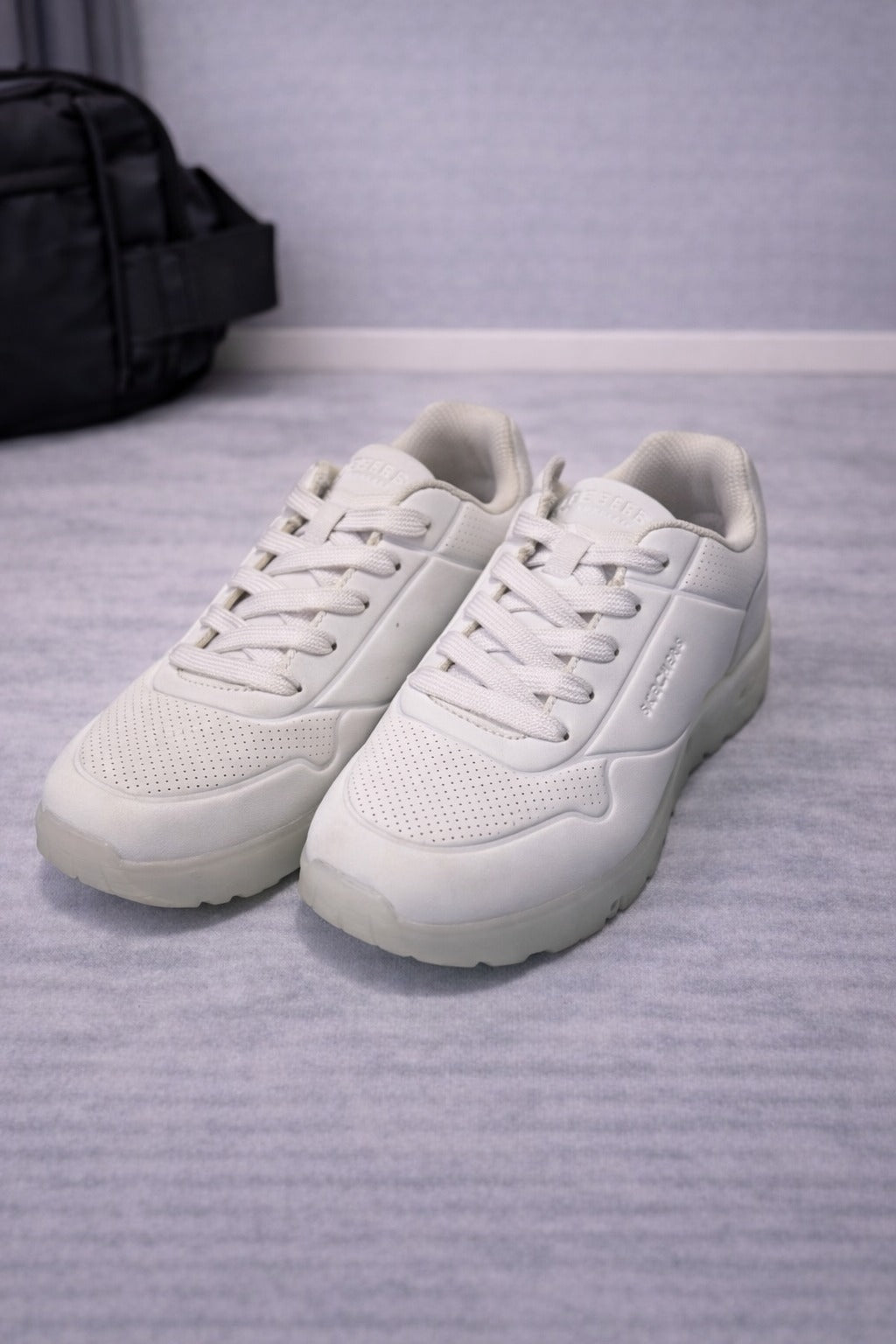 Skechers: Boys Royal White