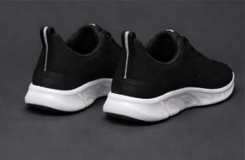 Xtep: Gray black