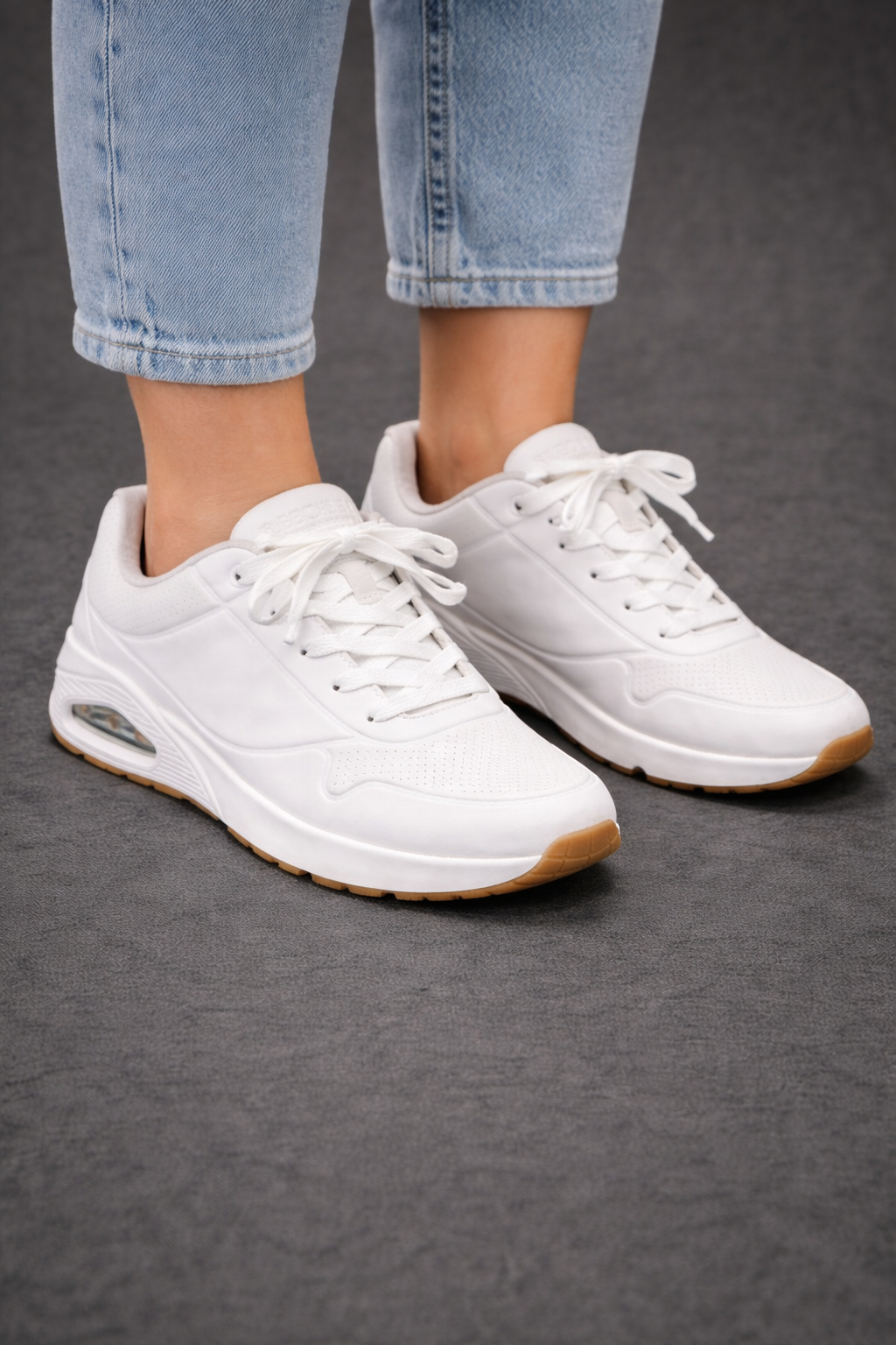 Skechers: Boys brown-white