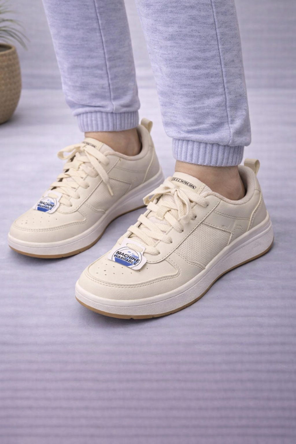 Skechers: Boys Cream white