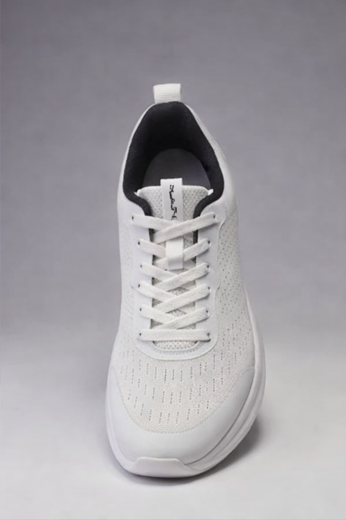 Xtep: Gray and black